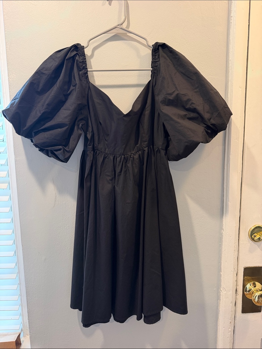 Black Puff-Sleeve Women's Dress